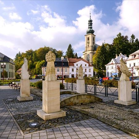 Apartman - Dum Ceskeho Svycarska Красна-Ліпа Екстер'єр фото