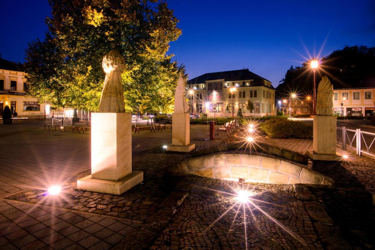 Apartman - Dum Ceskeho Svycarska Красна-Ліпа Екстер'єр фото